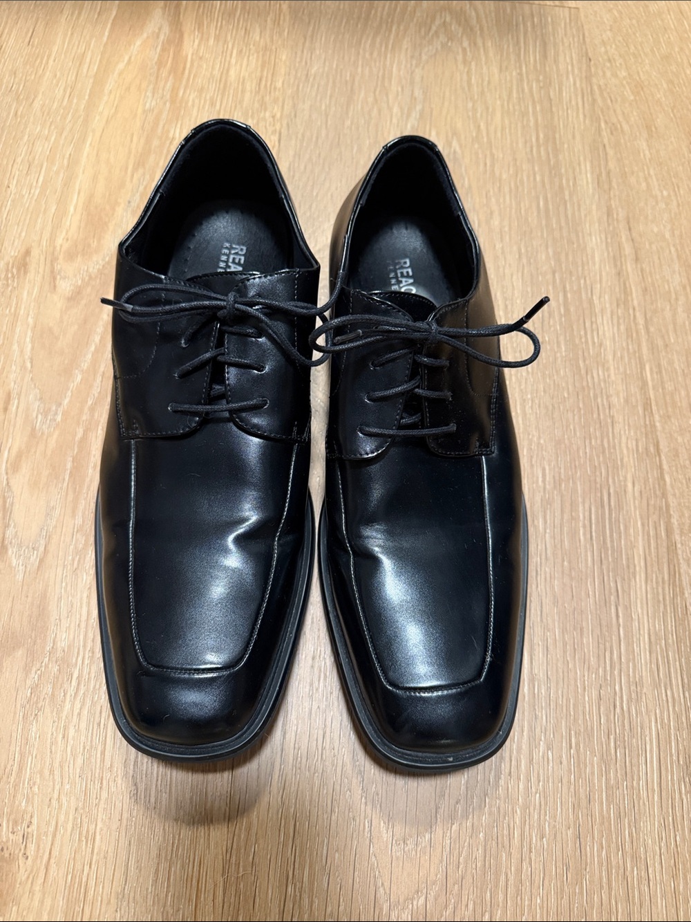 Kenneth Cole Reaction Black Leather Lace-Up Settle Oxford, size 11